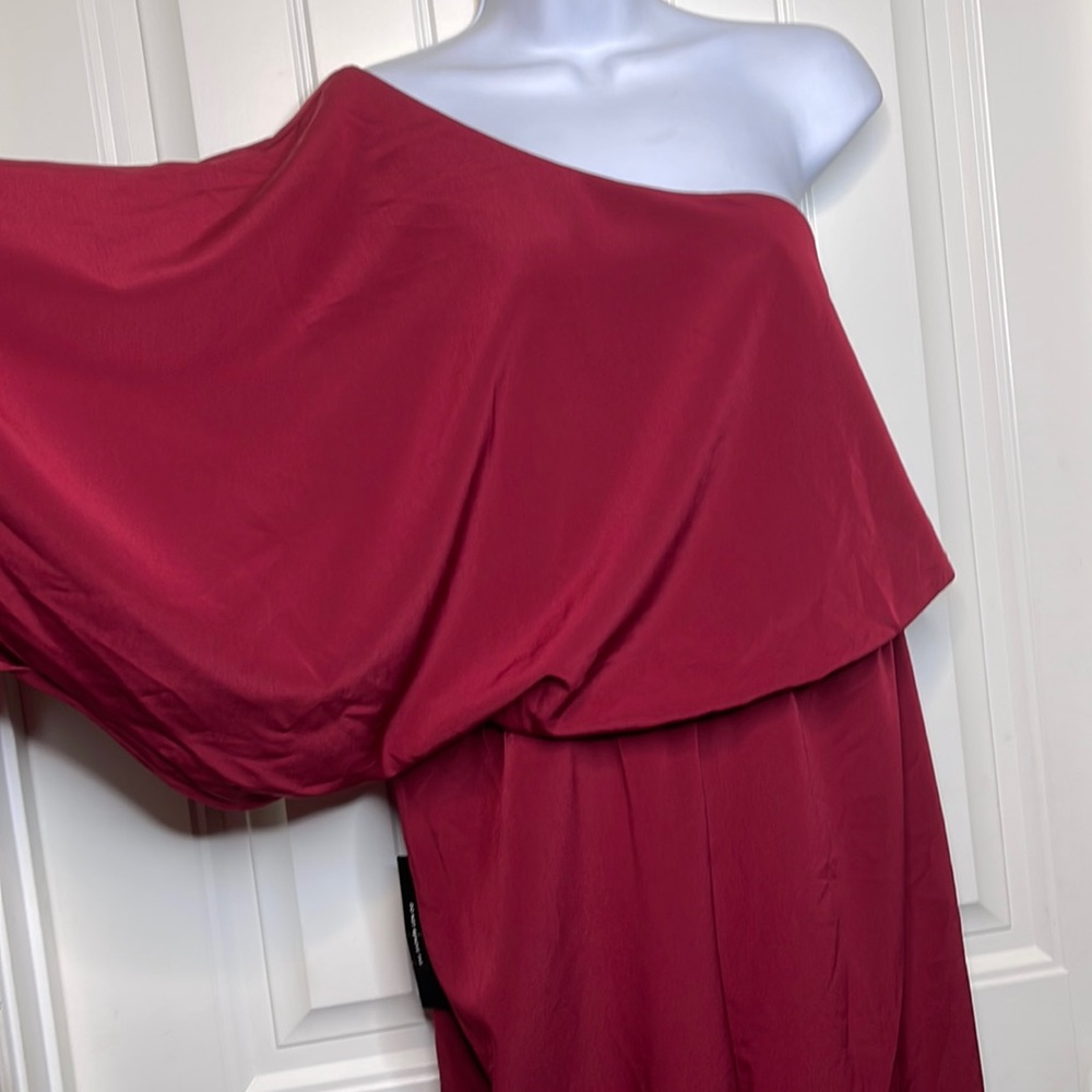 Sale! ☄️NWT! The Limited One Shoulder Pantsuit Size 8